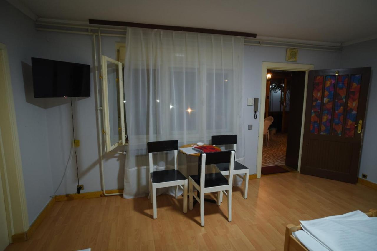 Balkan Apartment